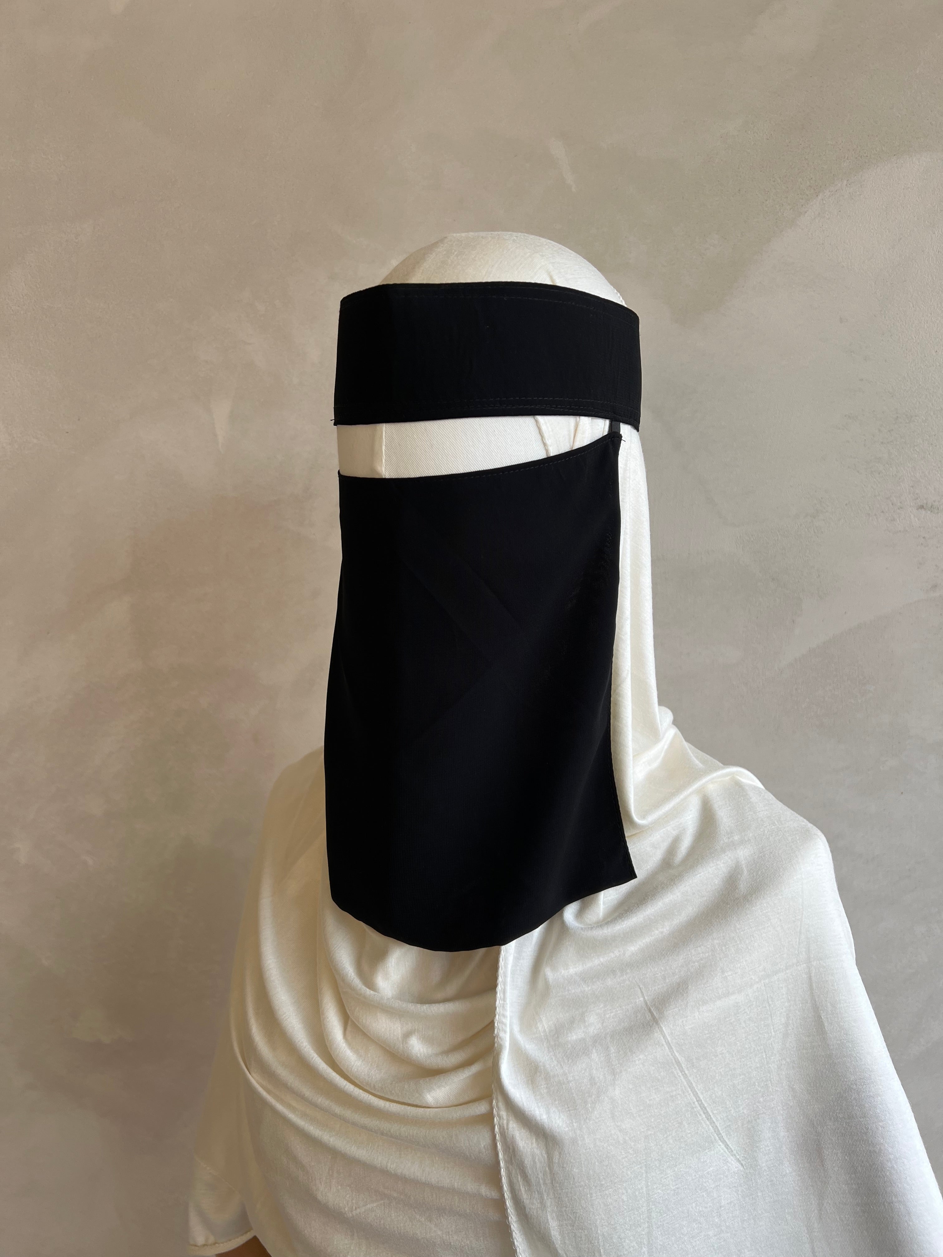 Short hard top niqab