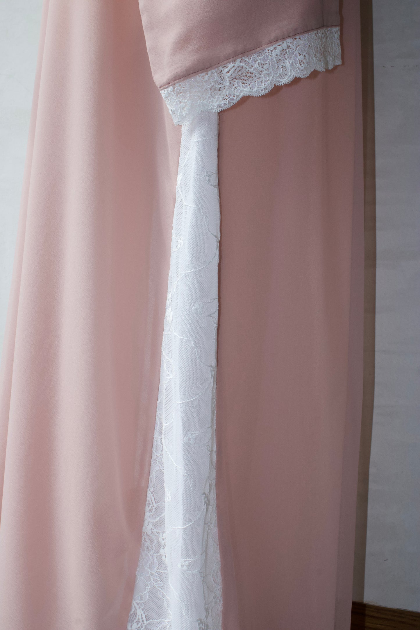 Blush Pink Chiffon Lace Abaya