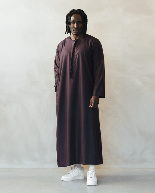 Burgundy Emirati thobe