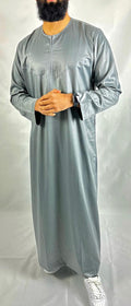 Silver Omani thobe