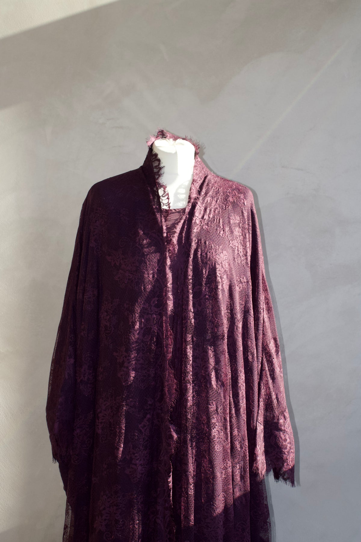 Plum Full Lace Abaya